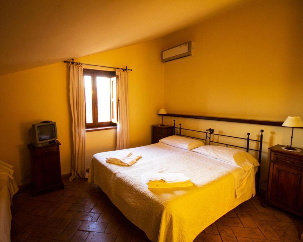 נורצ'יה Agriturismo Il Casale Degli Amici מראה חיצוני תמונה