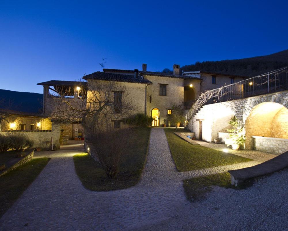 נורצ'יה Agriturismo Il Casale Degli Amici מראה חיצוני תמונה