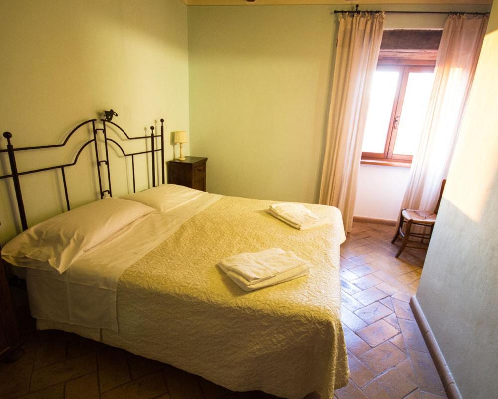 נורצ'יה Agriturismo Il Casale Degli Amici מראה חיצוני תמונה