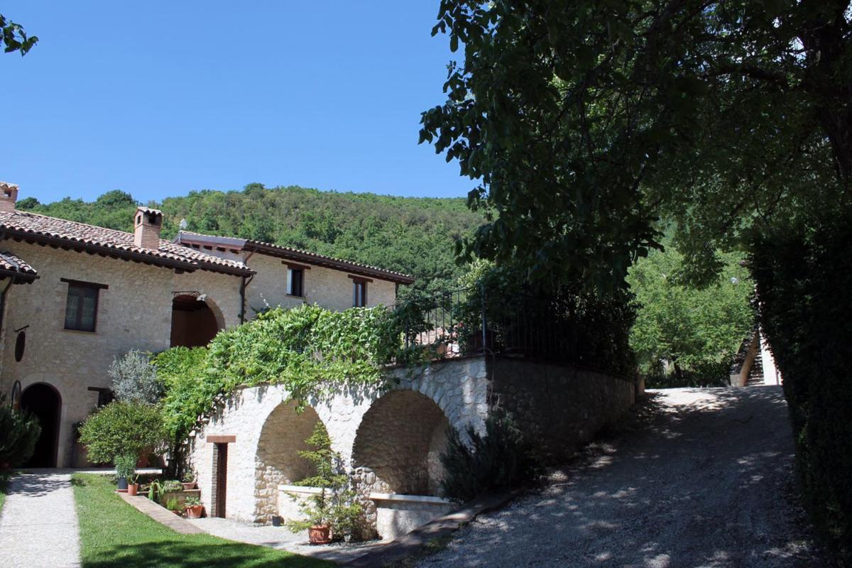 נורצ'יה Agriturismo Il Casale Degli Amici מראה חיצוני תמונה